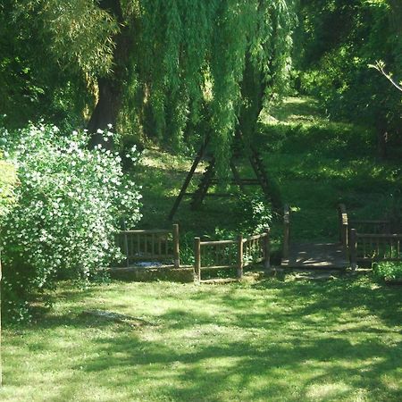 Bed and Breakfast Au Son De L Angelus Moncrabeau Exterior foto